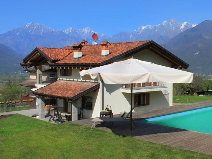 Borgo Chiaro Apartment Colico Luaran gambar